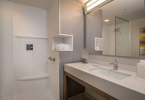 Courtyard By Marriott Toledo North Hotel Buitenkant foto