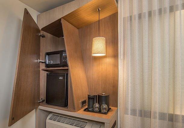 Courtyard By Marriott Toledo North Hotel Buitenkant foto