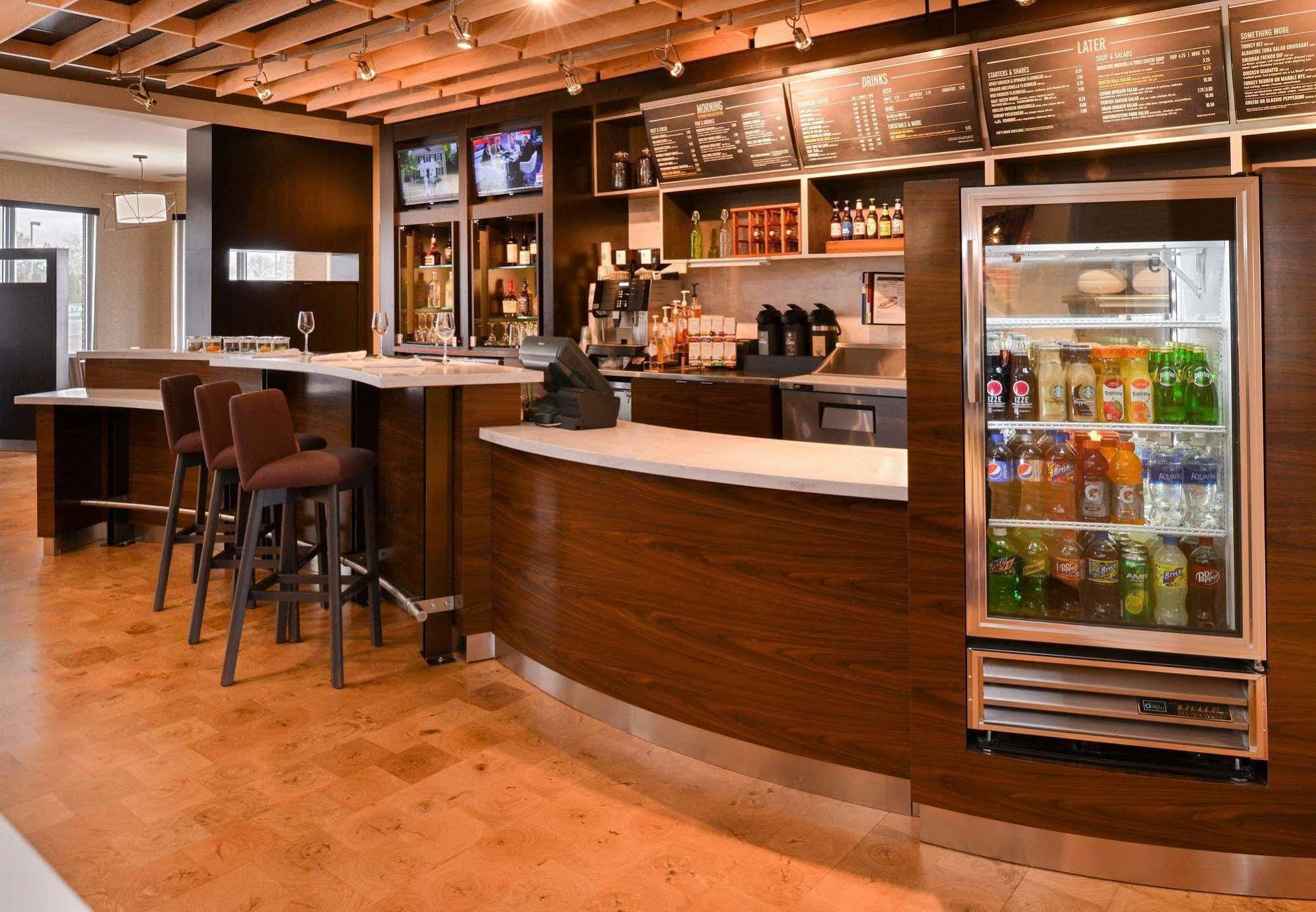 Courtyard By Marriott Toledo North Hotel Buitenkant foto